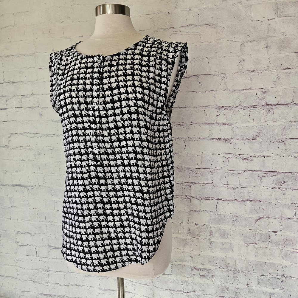 Oat + Fawn Black & White Elephant Print Sleeveless Top Medium
